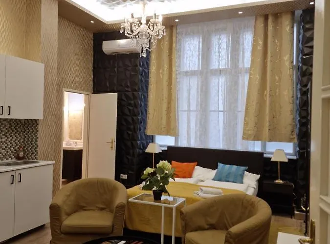 Urban Downtown Center Apartmán